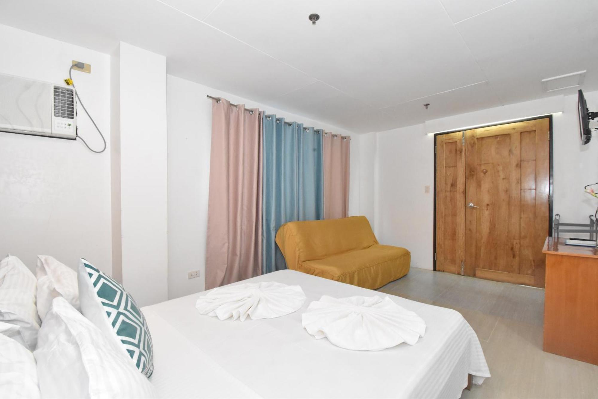 Balabag  Blue Lotus Hotel חדר תמונה